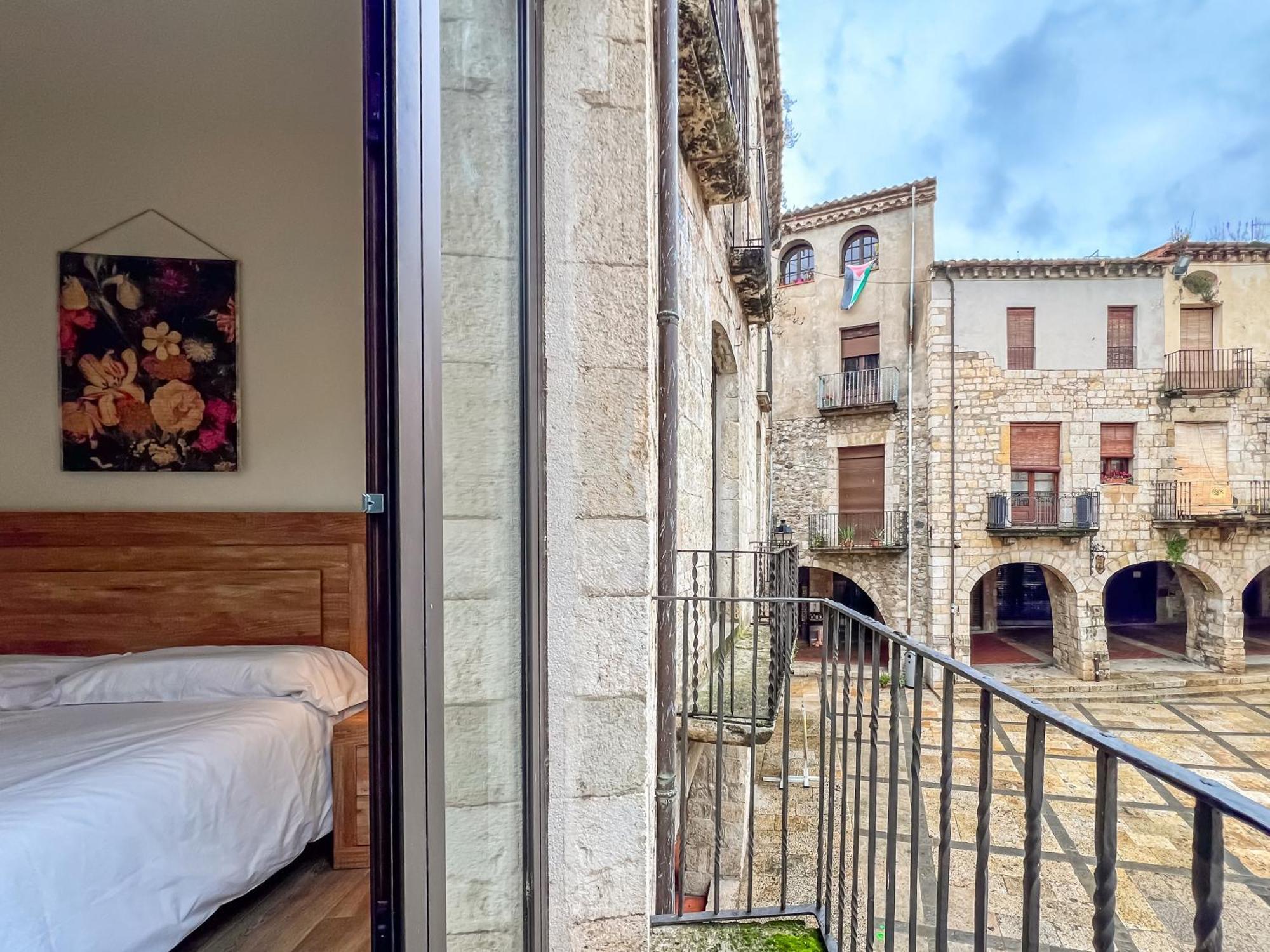 Can Cintet 1 Apartamento En La Plaza De Besalú Exteriér fotografie