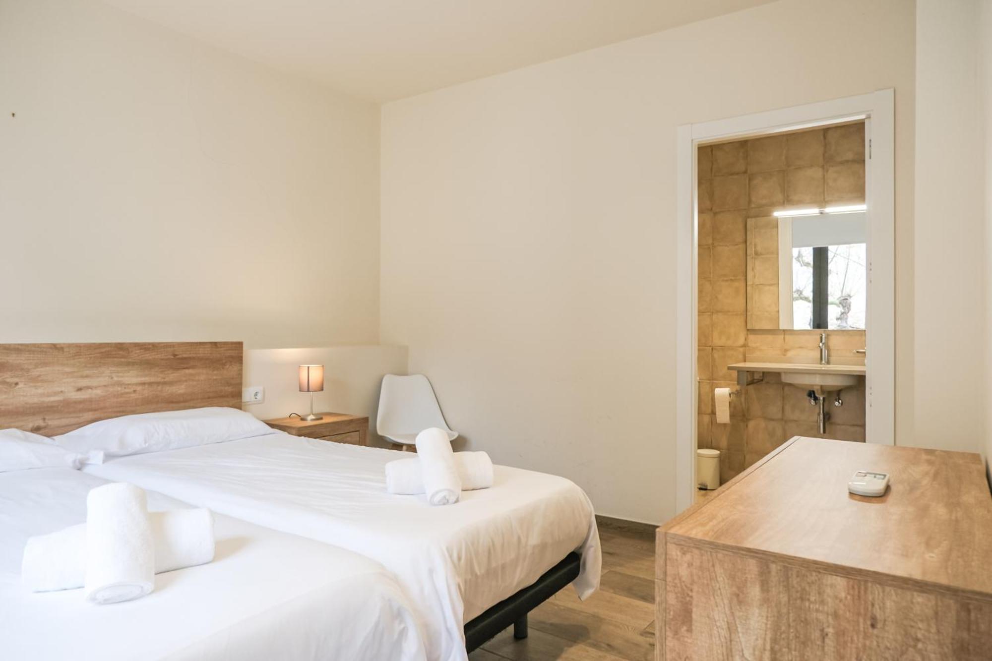 Can Cintet 1 Apartamento En La Plaza De Besalú Exteriér fotografie