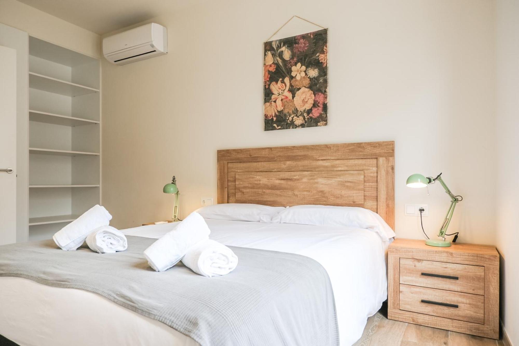 Can Cintet 1 Apartamento En La Plaza De Besalú Exteriér fotografie